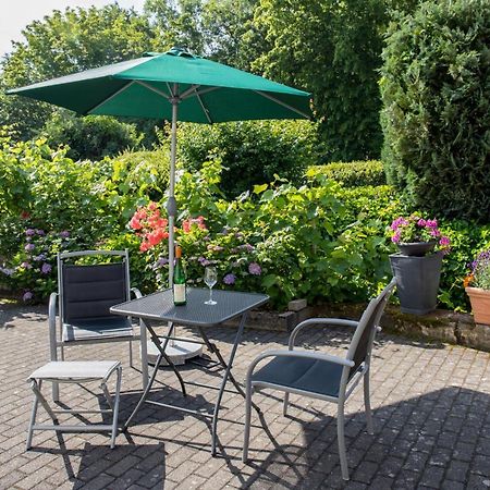 Gaestehaus Alfred Und Brunhilde Frick Mehring  Exterior foto